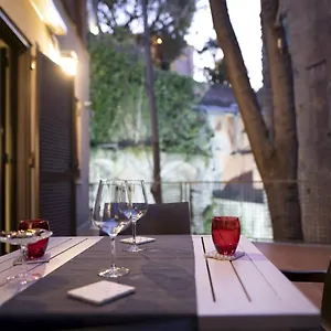 ** Couette-café Relais Anfitheatro Italie